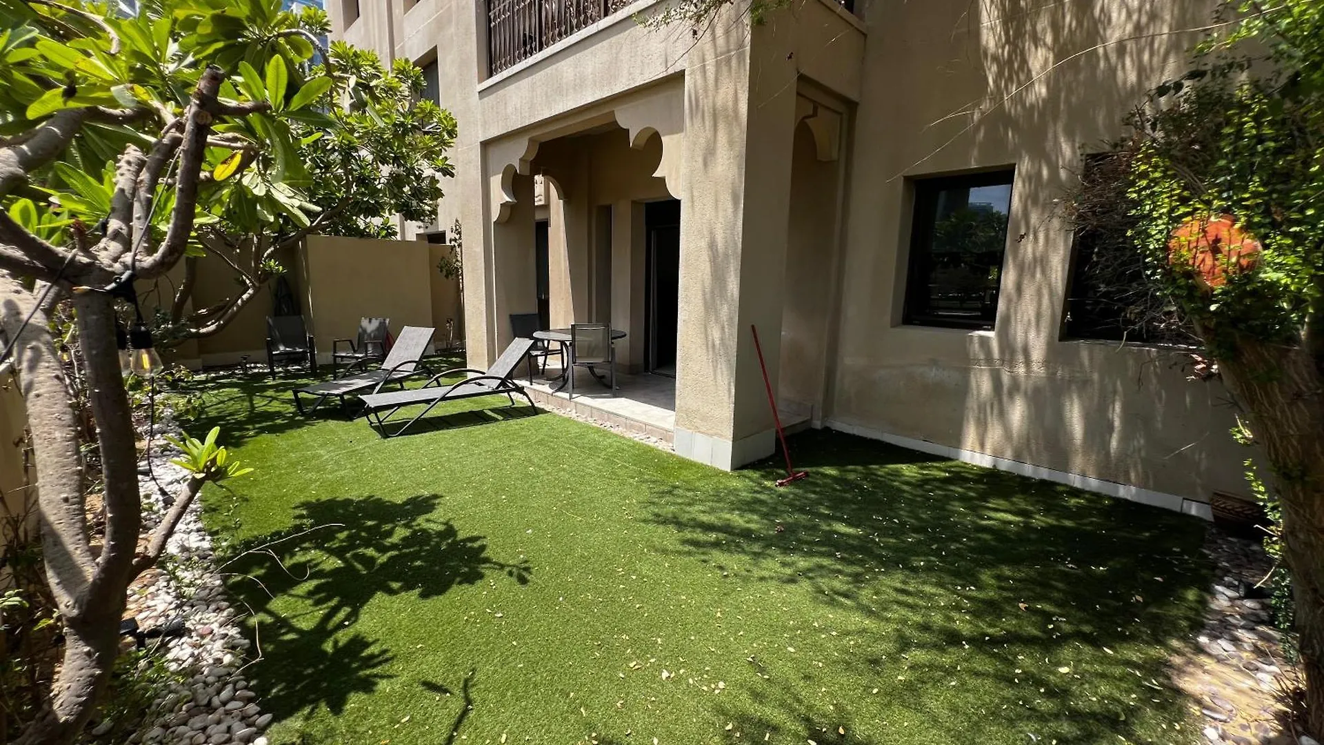 Reehan 6 Dubai Homestay